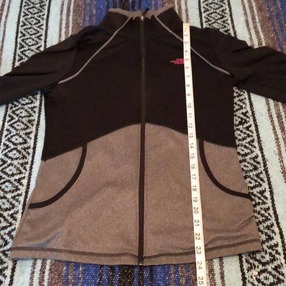 The North Face Full Zip Womens Jacket - Picture 9 of 9